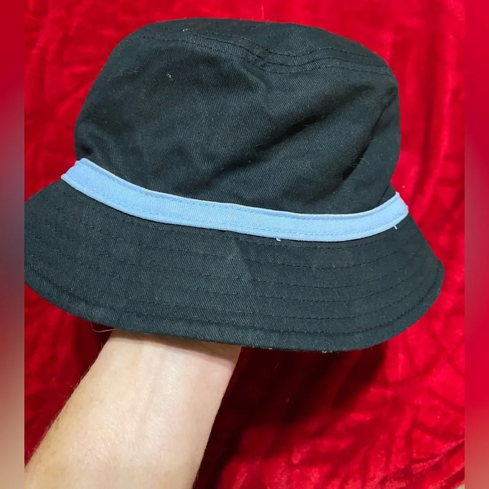Adult Reversible Bucket Hat Wore Once Perfect Condition Same day shipping CUTE - Picture 8 of 11